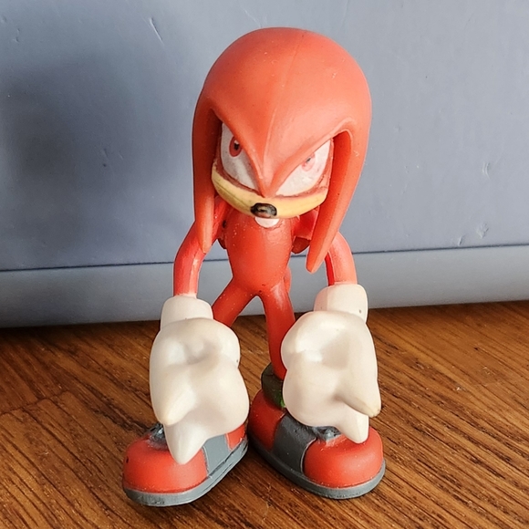 Retro Vintage Collectible Action Figure Nendroid Knuckles Sonic the Hedgehog - Picture 9 of 11